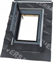 Wyłaz dachowy 47x73 Versa Plus